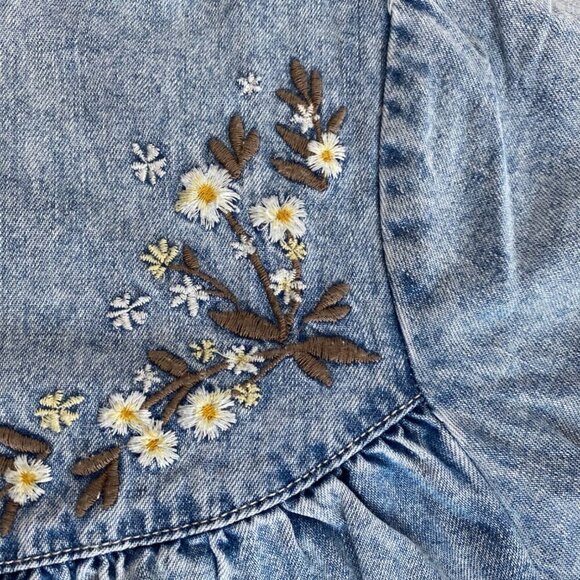 Driftwood embroidered denim top - Picture 2 of 13